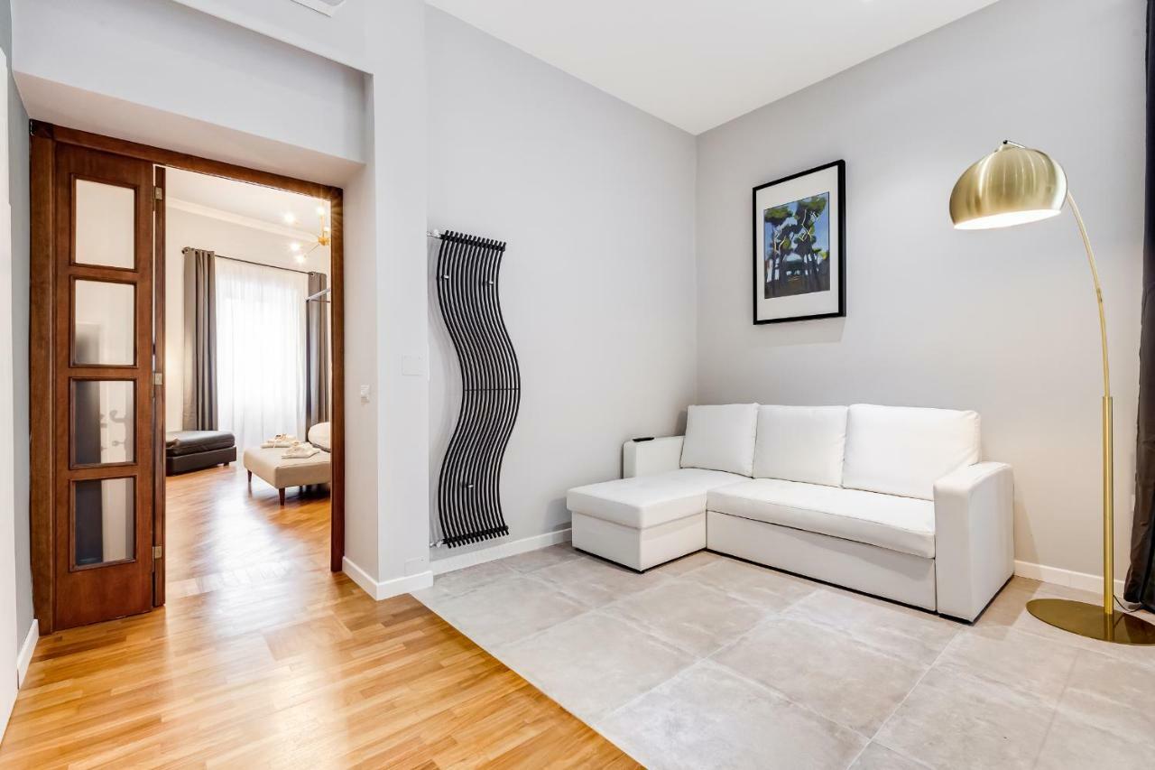 Spanish Steps Exclusive Apartment Рим Екстер'єр фото