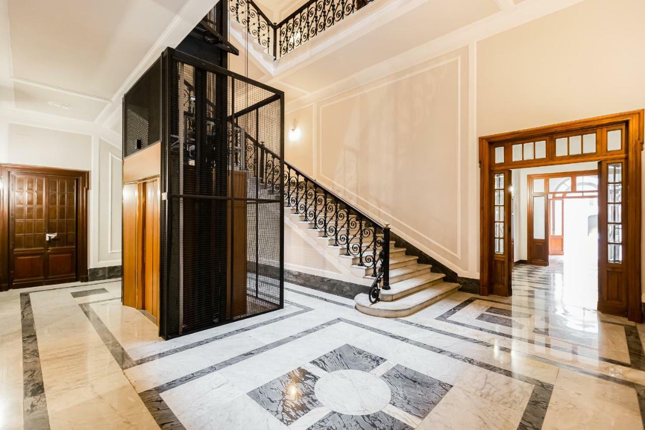Spanish Steps Exclusive Apartment Рим Екстер'єр фото