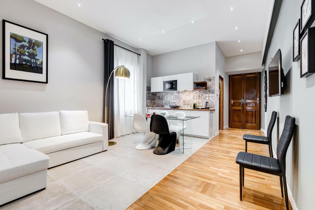 Spanish Steps Exclusive Apartment Рим Екстер'єр фото